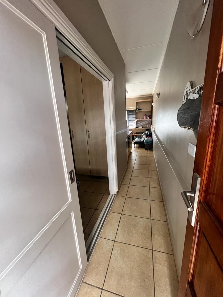 1 Bedroom Property for Sale in Bult South North West